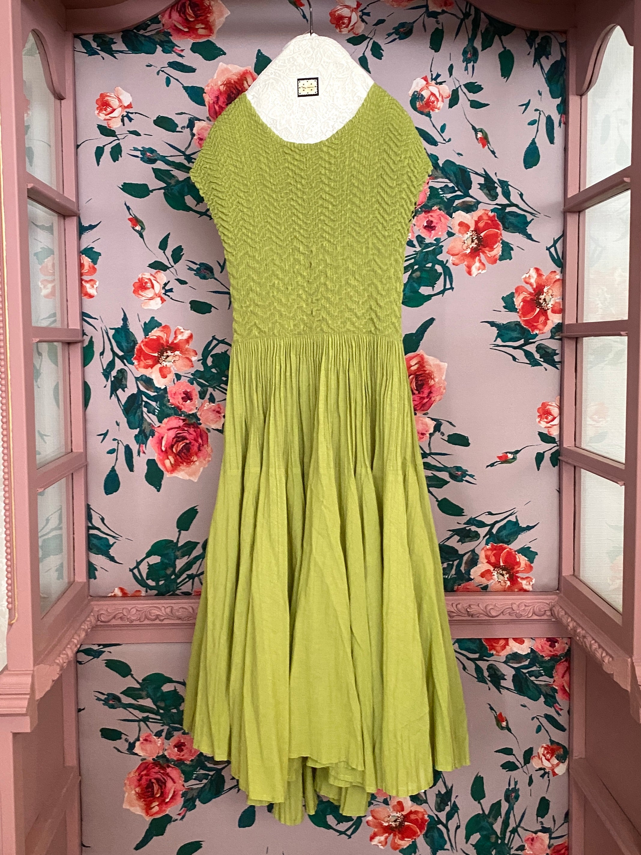 Pleated Dress

Spring Green