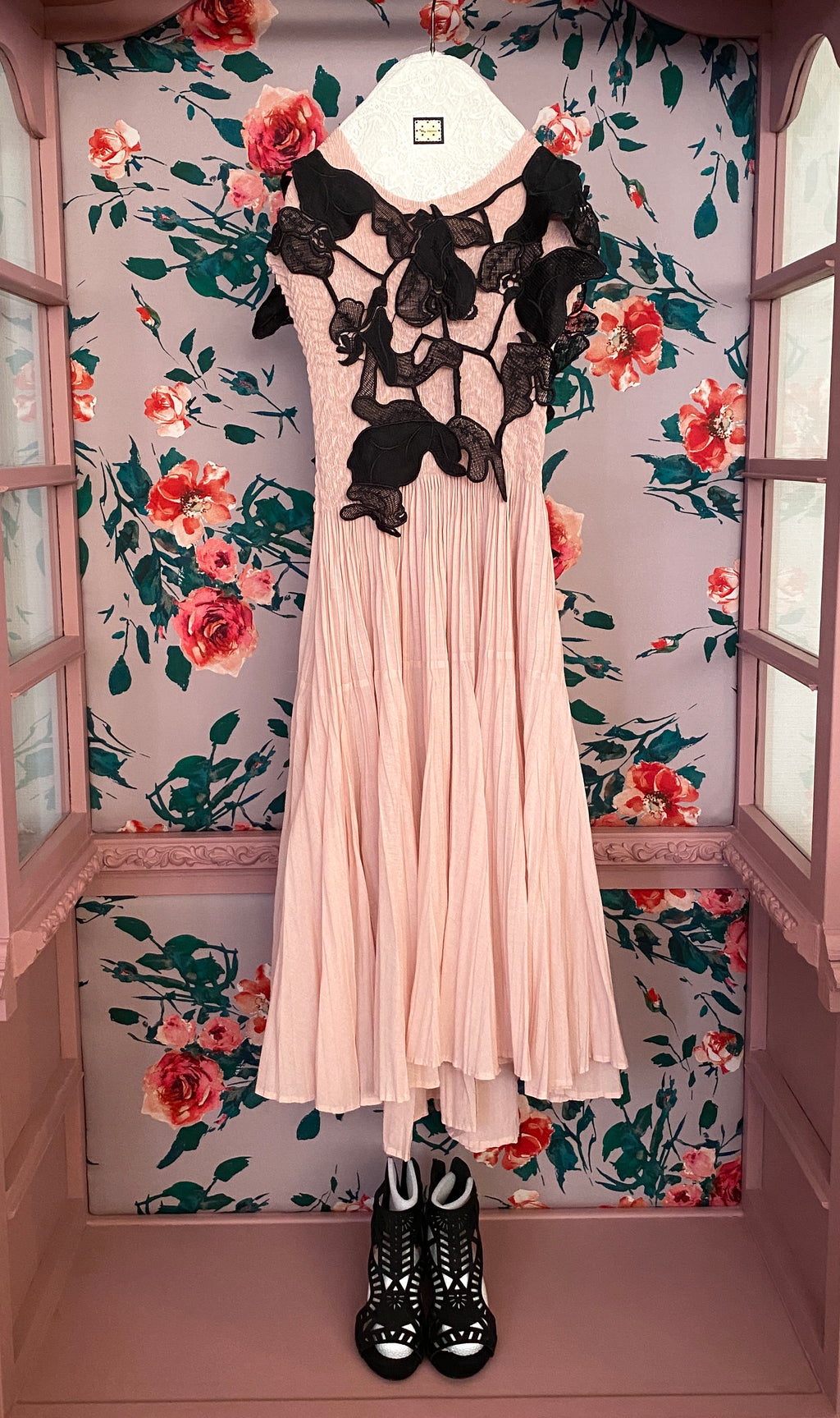 Noir Rose Style Coordinate Set