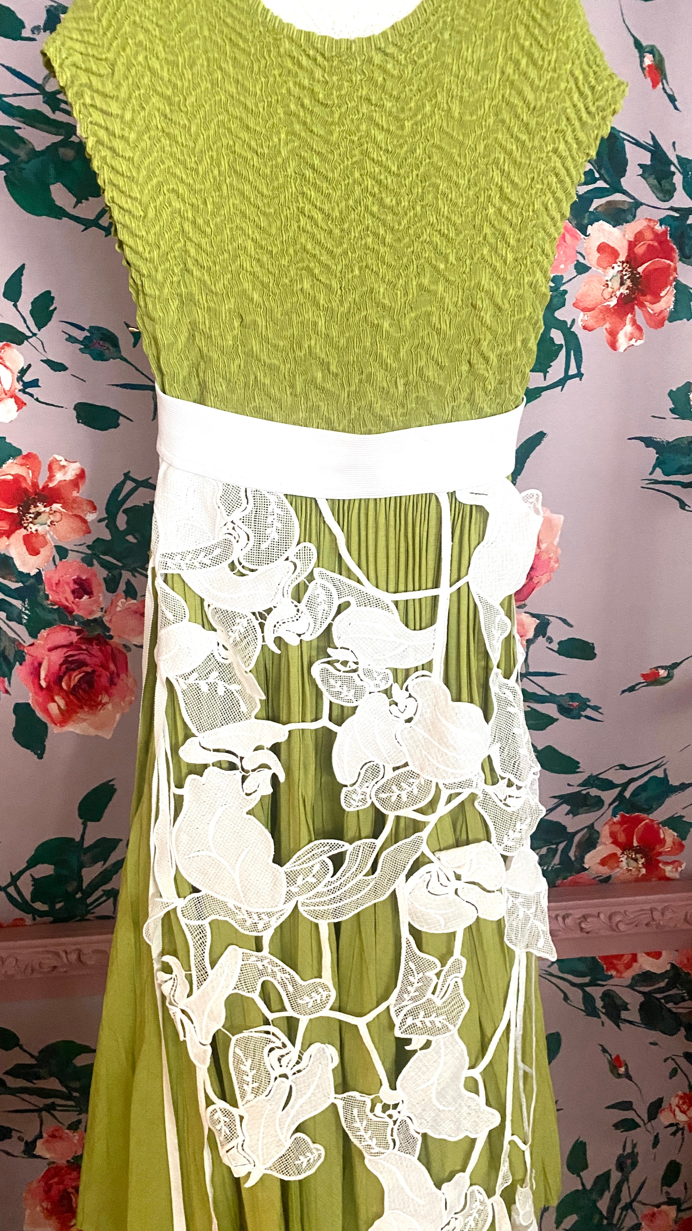 Floral Lace Overskirt  white