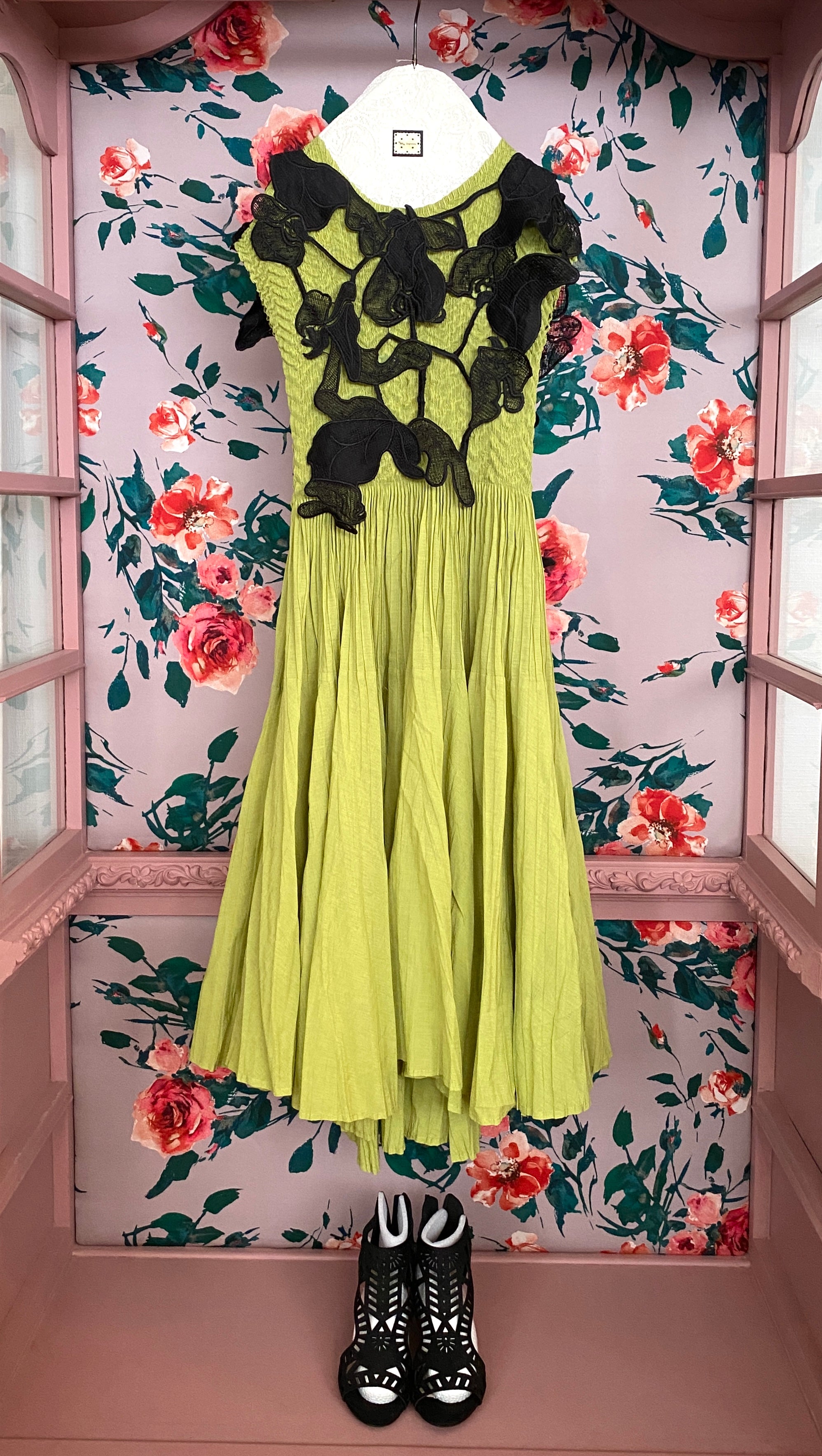 Noir Rose Style Coordinate Set