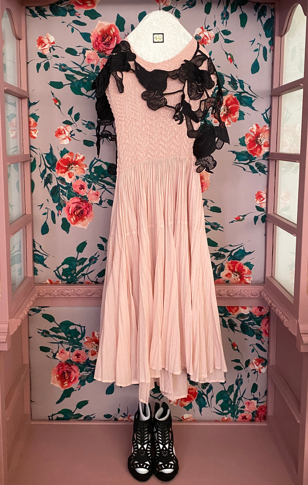 Noir Rose Style Coordinate Set