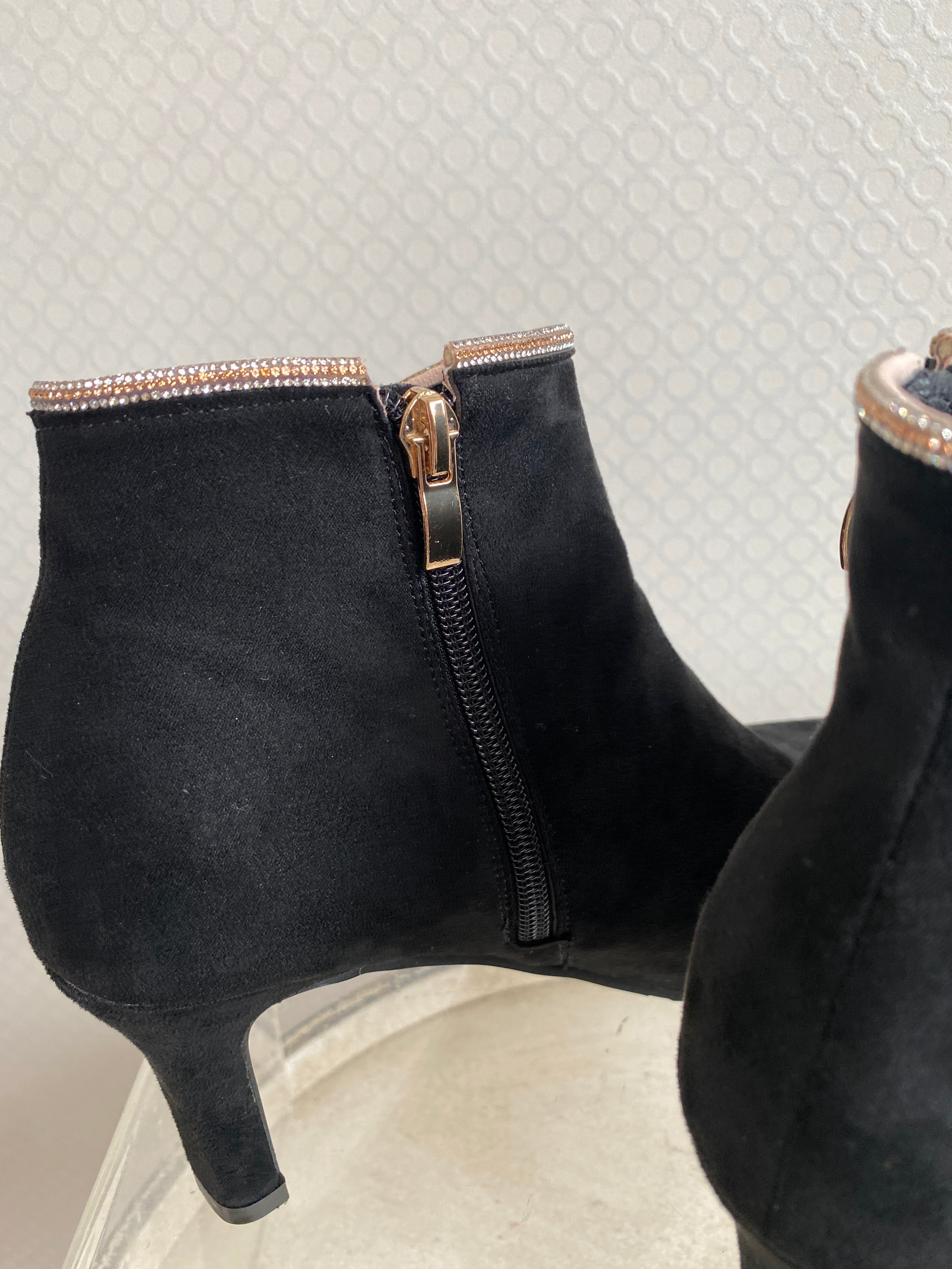 ハイカットブーツ