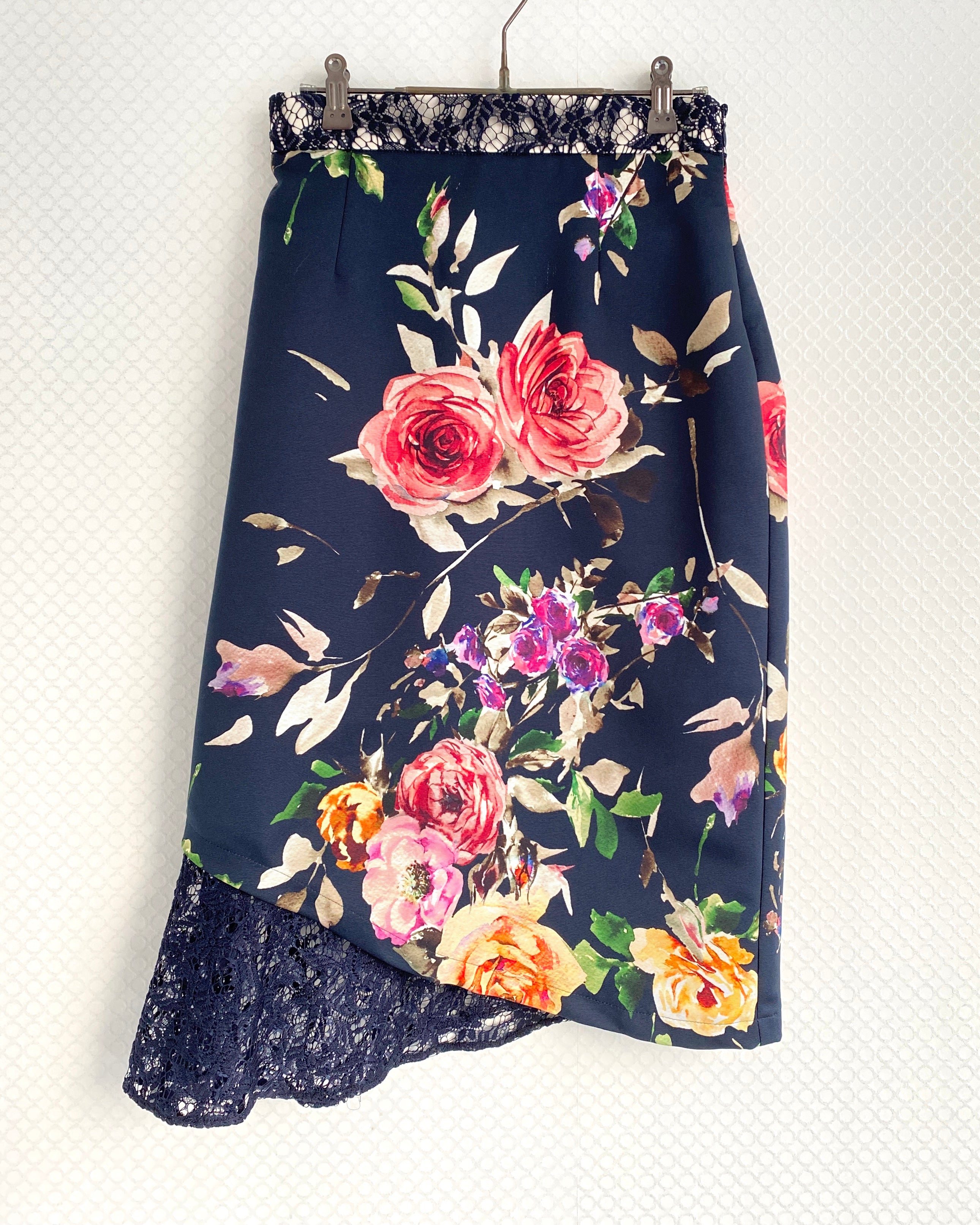 オリジナル花柄タイトスカート