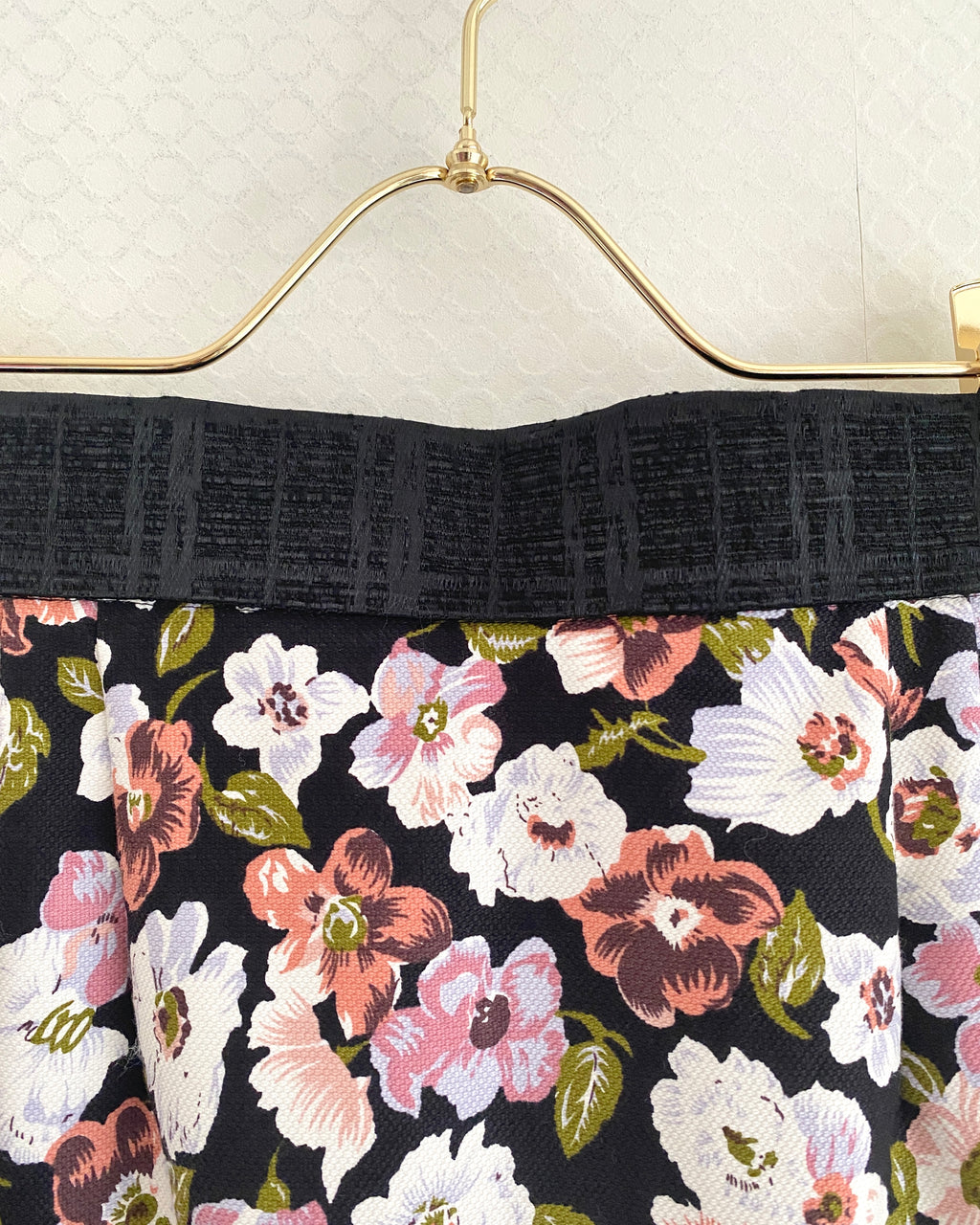 小花柄タイトスカート