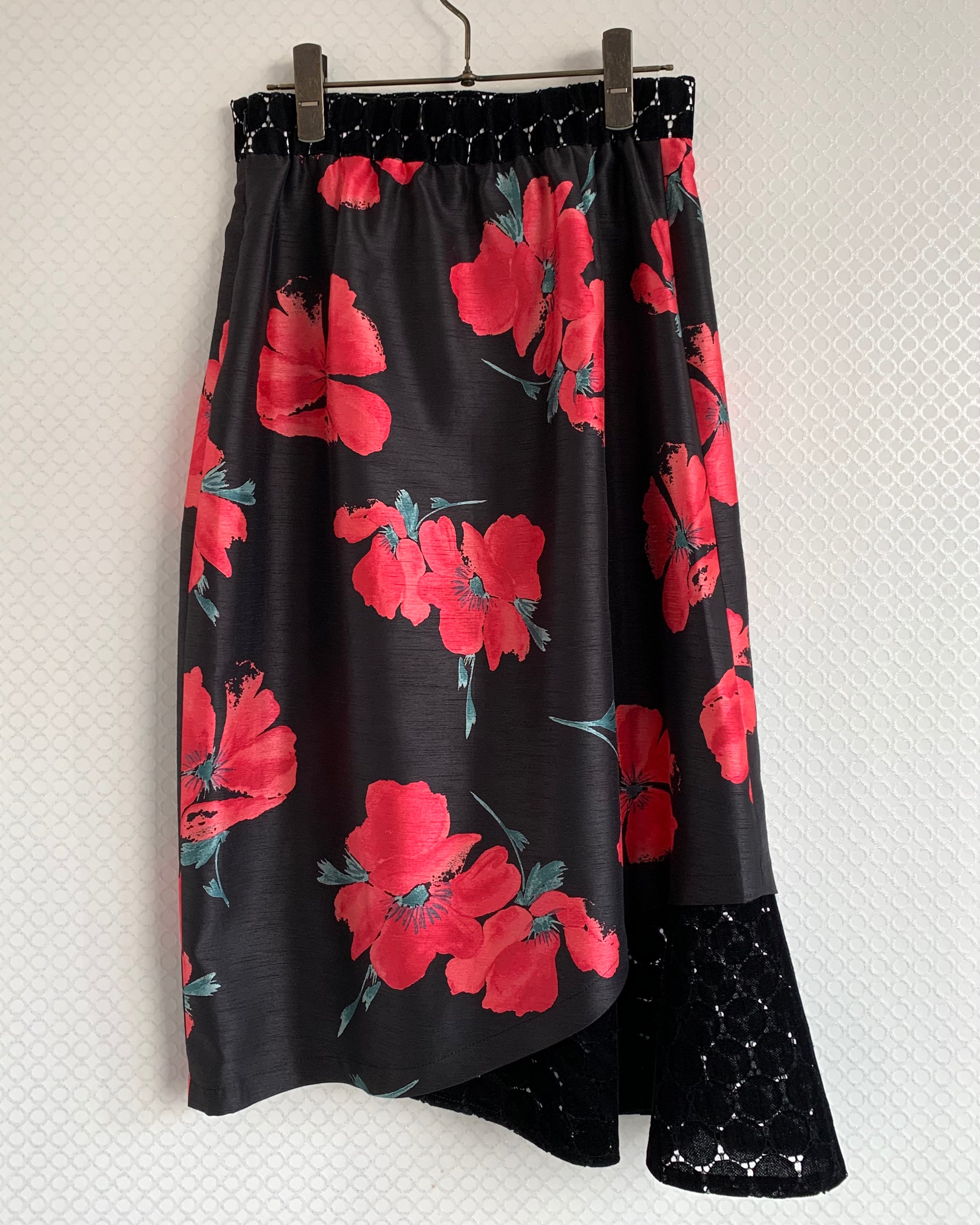 花柄タイトスカート