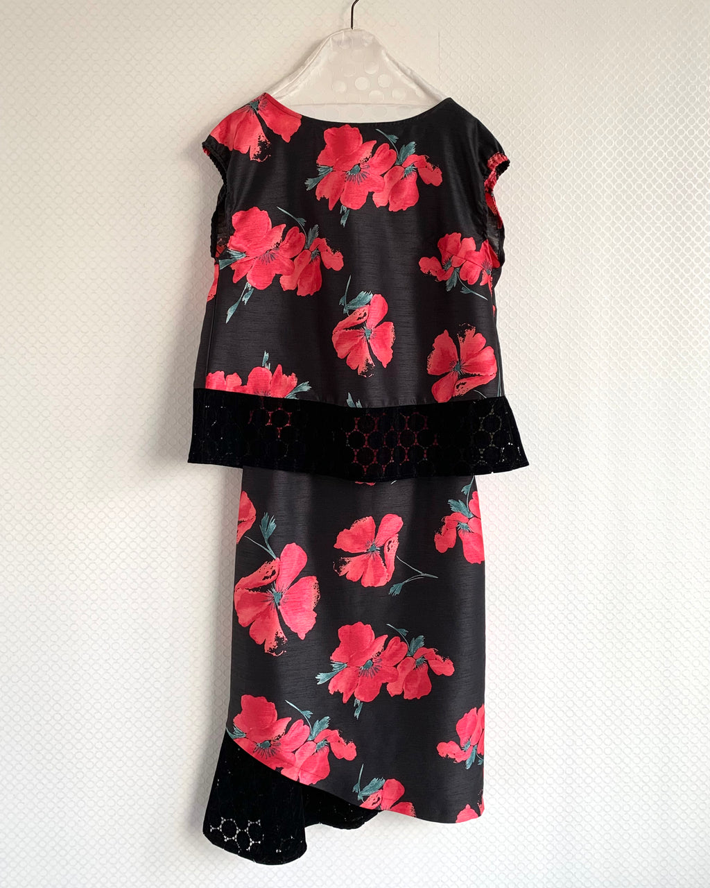 花柄タイトスカート